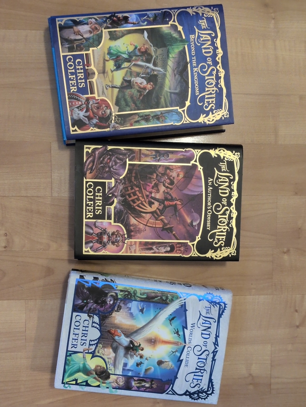 The Land of Stories Hardcover Books - Colorful Illustrated Covers